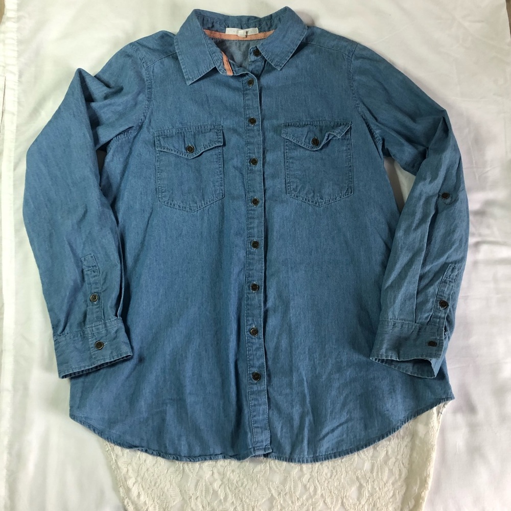 Hint of mint szM denim front lace back tunic